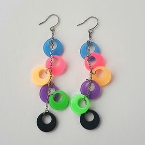 Vintage Boutique Retro Dangle Earrings w LP Looking Plastics Discs